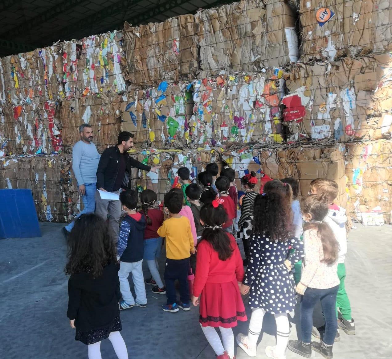 Mersin'de Geri Dönüşüm Tesisini Çocuklar Ziyaret Etti